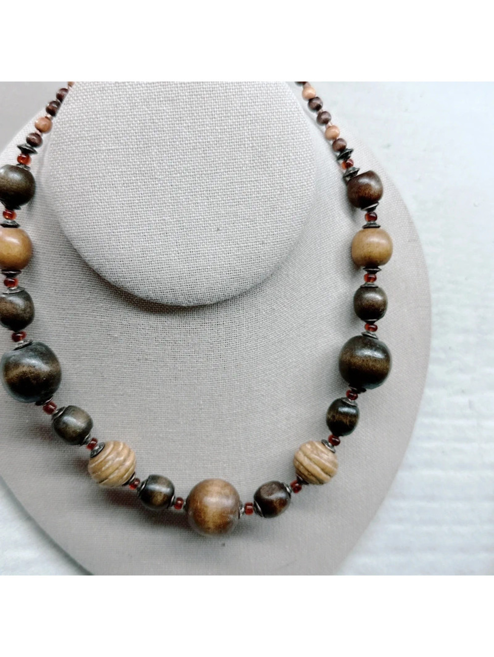 4679gc. Boho Wood Necklace